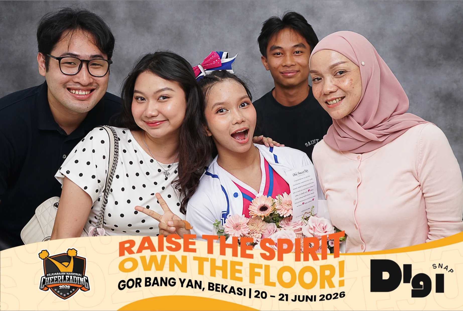 Guests at the DigiSnap photobooth — Kejurnas Cheerleading