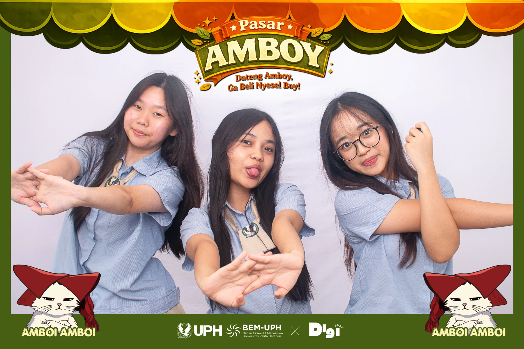 Guests at the DigiSnap photobooth — Pasar Amboy